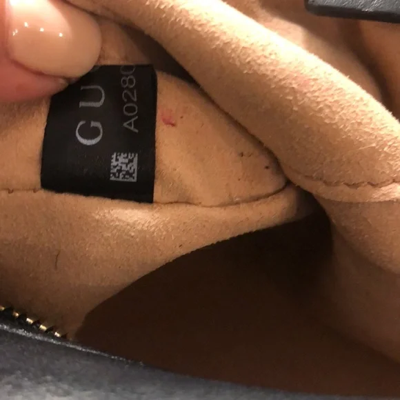 Authentic Gucci Marmont - Picture 7 of 9
